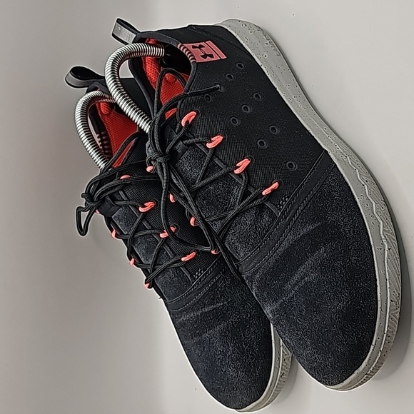 Under Armour Mens Sneakers Size 9 - Picture 2 of 9